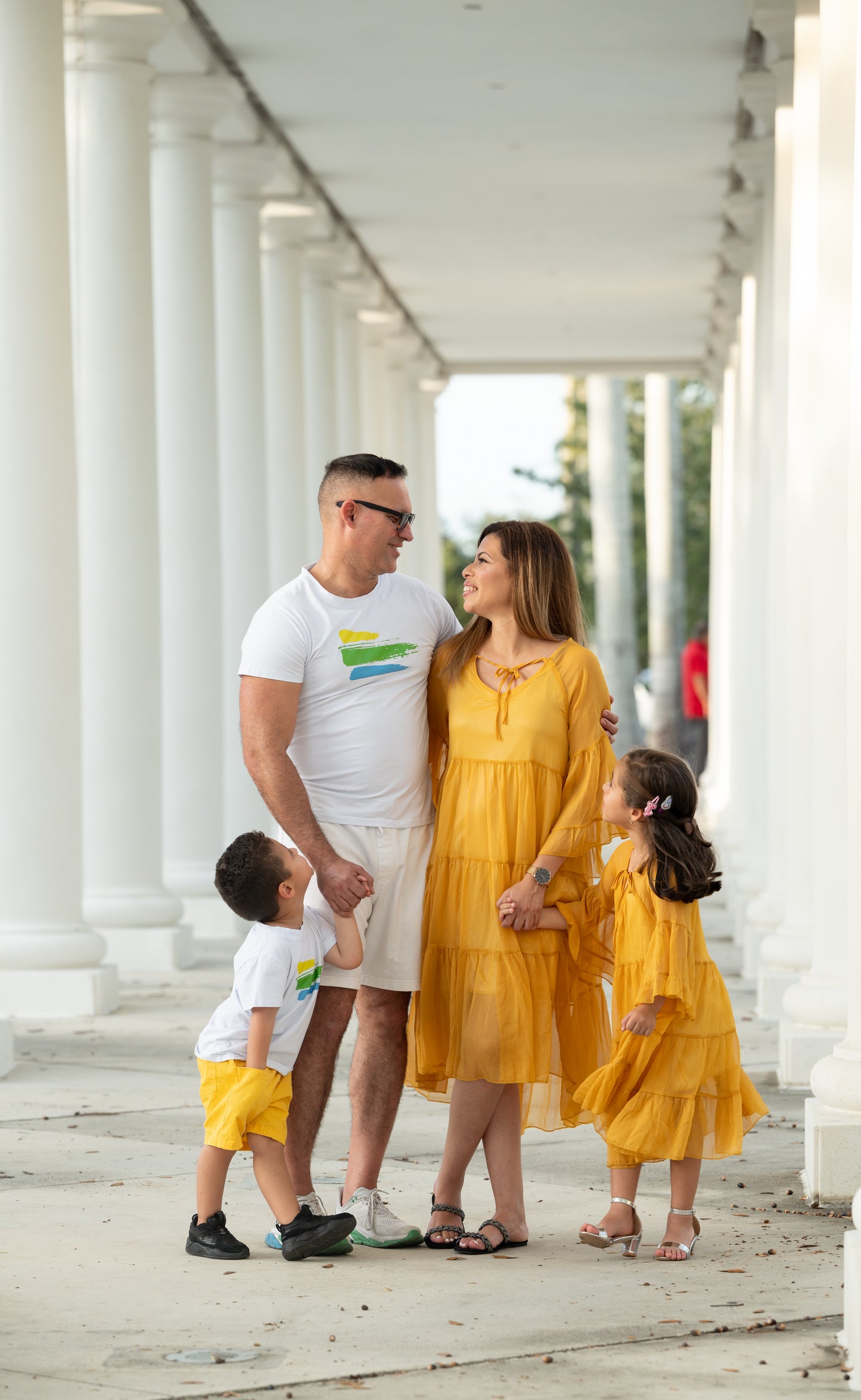 Matching Outfits Mom Daughter- Dad and Son